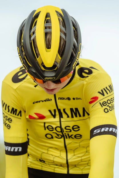 CASCO GIRO ARIES SPHERICAL TEAM VISMA BLACK/YELLOW 2025